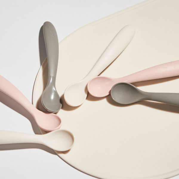 Mother-K silicone spoon, with case, +6m.