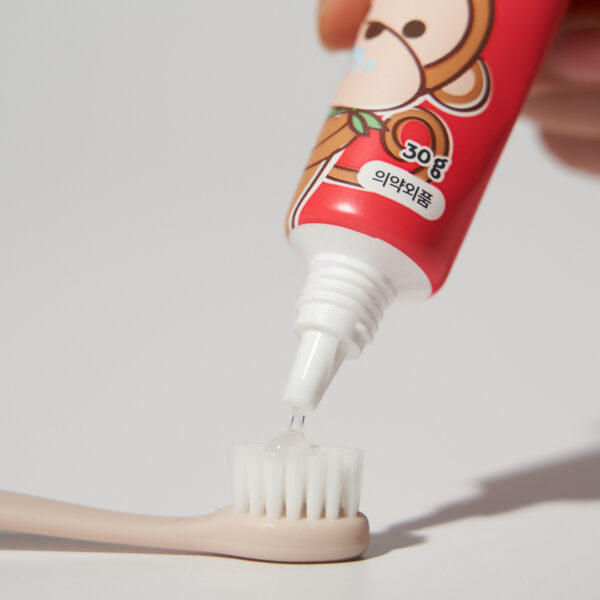 Private: K-MOM Fluoride-Free Toothpaste for Kids, Strawberry Flavor, 30 g.