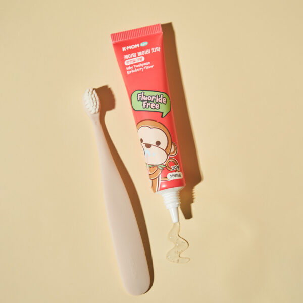 Private: K-MOM Fluoride-Free Toothpaste for Kids, Strawberry Flavor, 30 g.